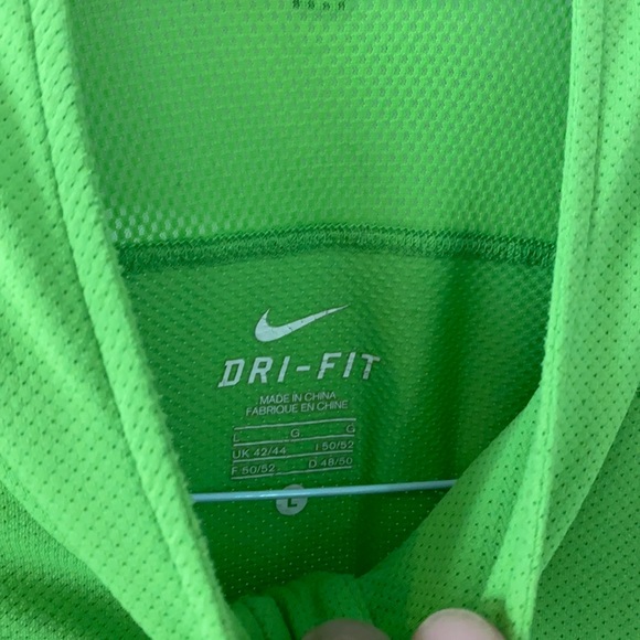 Nike Large Running Pullover - Picture 2 of 5